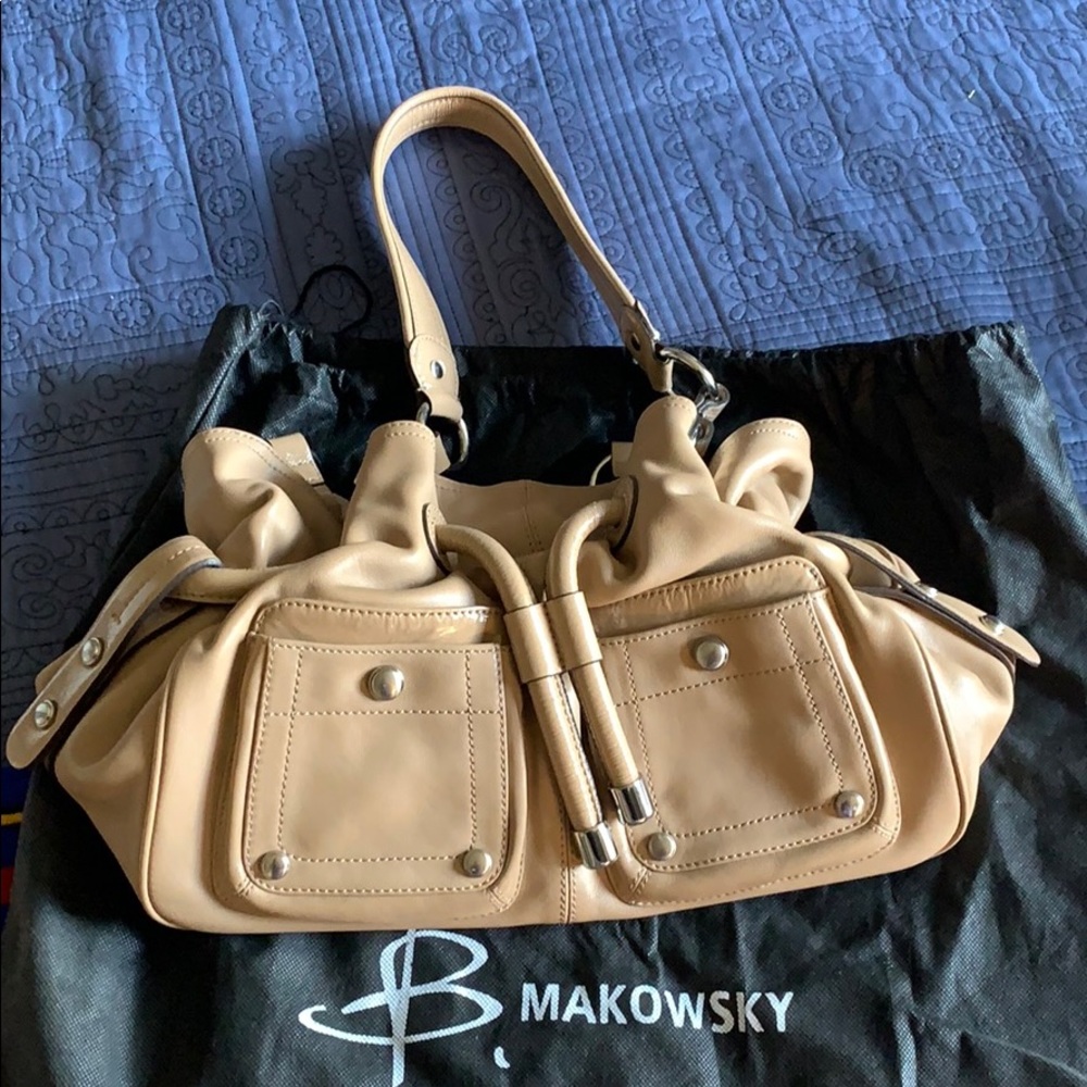 Cream Makowsky shoulder bad